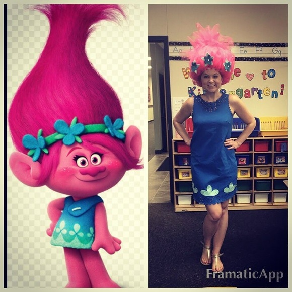 Meet your posher, Stephanie :-) - Picture 1 of 4